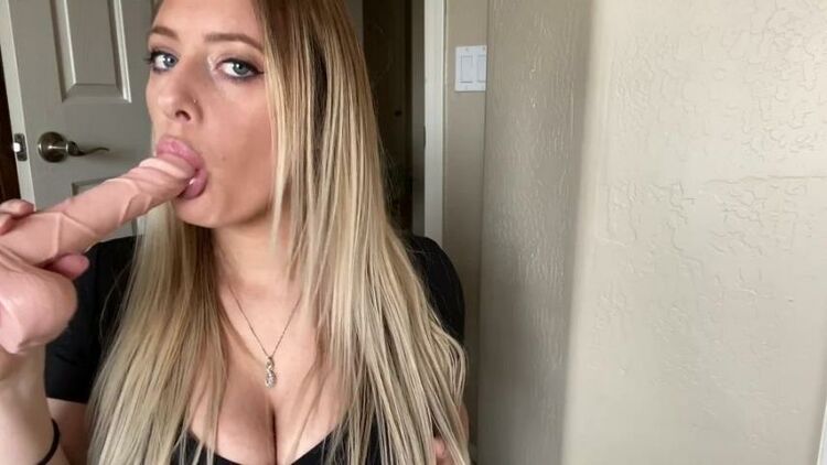 MissCassi - Step-Mom Blow Job Roleplay