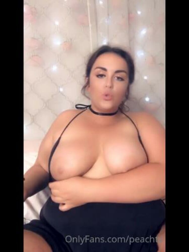 Peachtv / Onlyfans - filming some xxx content today heres some titties and dabs for now 26-05-2020 - Fetish