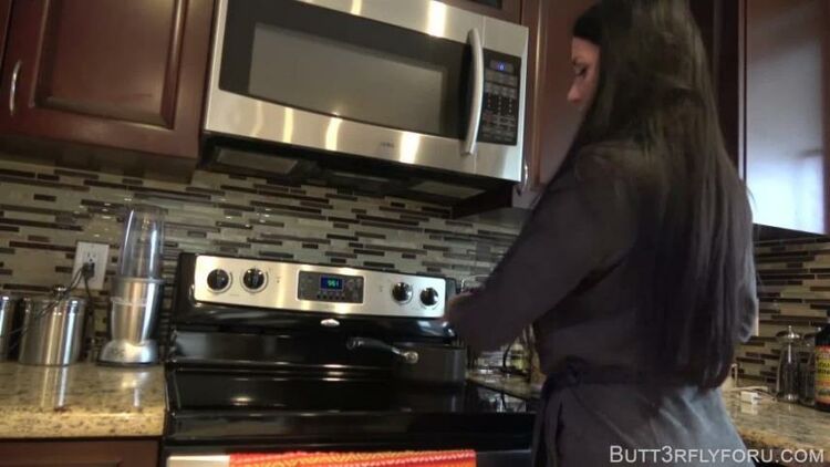 [Femdom POV] Butt3rflyforu – Mommy Makes Breakfast And More [keep2share.cc, k2s.cc online, download]