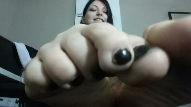 Jupiter Domina - my goth bare feet