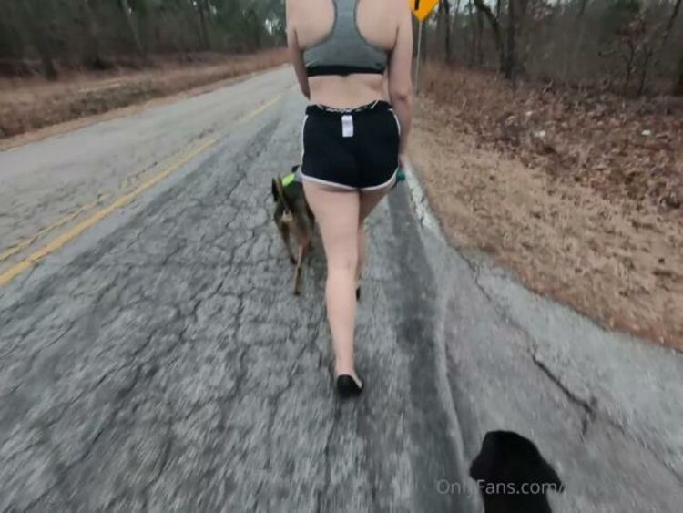 Amber Moons / Onlyfans Ambermoons - did an eight mile walk the other day and took the gopro for some hd clips free clip is yo 28-01-2021 - High Definition