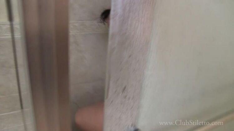 Clubstiletto - Miss Jasmine - He Found His Calling As Her Shower Bench