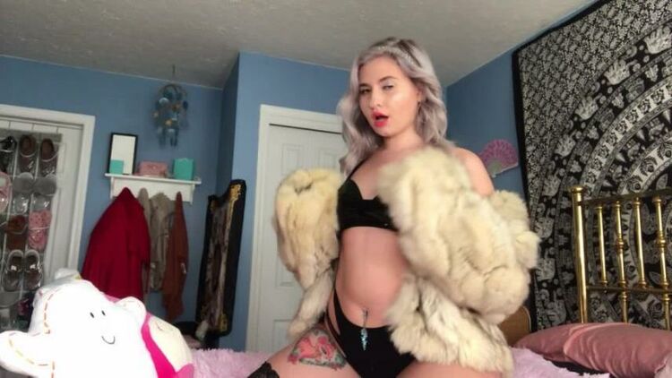 Bratty Goddess In Mink Fur Coat Worship – Rosie The Goddess