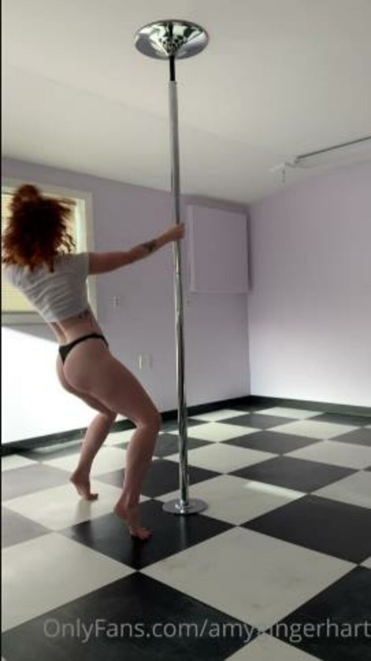 amygingerhart 03-11-2020-1191840365-Joy I moved into my new dance studio today. I feel