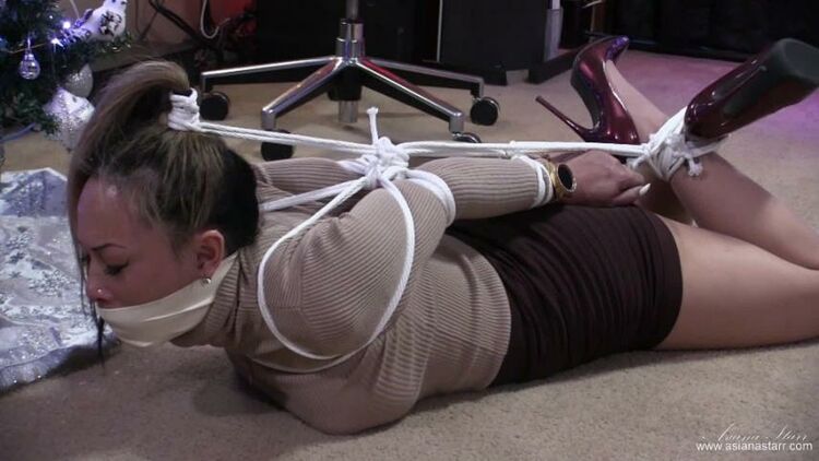 Asiana Starr: Perfect Little Christmas Package Part 1 – long-term bondage Bondage