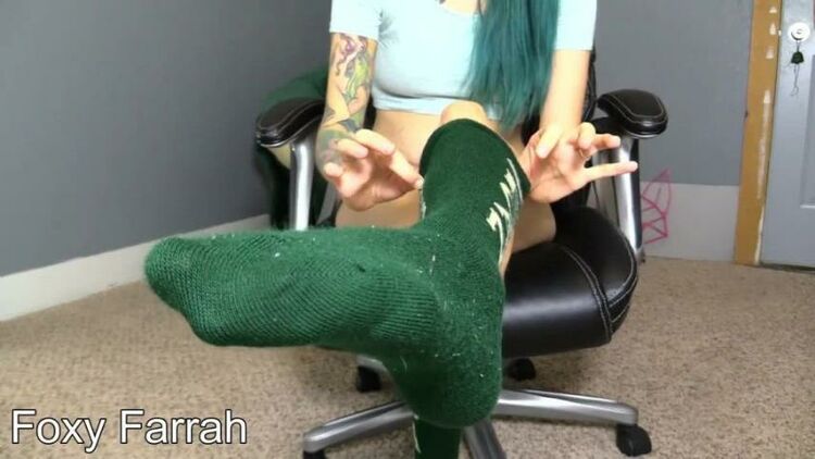 Foxy Farrah - My Green Socks!