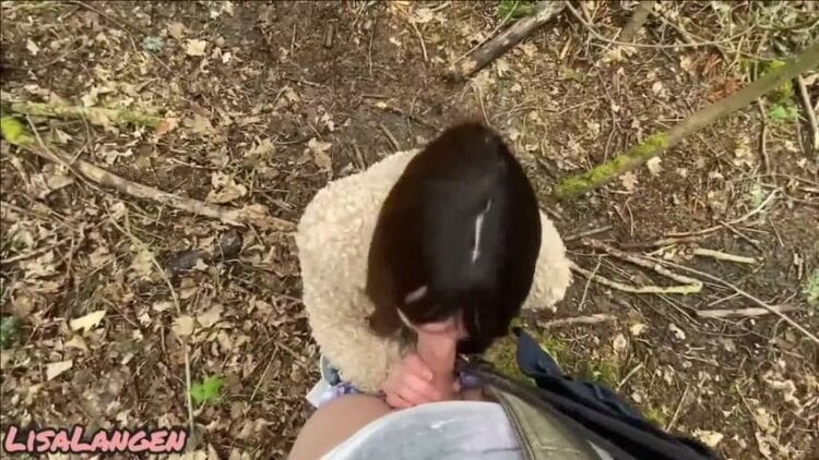 LisaLangen - 2. Userdreh, ist das jetzt noch normal - Erster Outdoor Blowjob mit cumshot