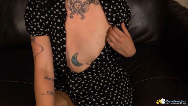 DownBlouse Jerk - Tits and Tats