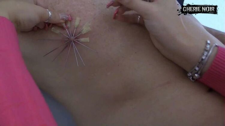 Nippleplay Extreme - 20 Needles In The Nipples