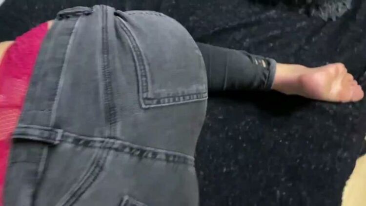 Lexi-Coco - Miniclip-Spanking in Jeans