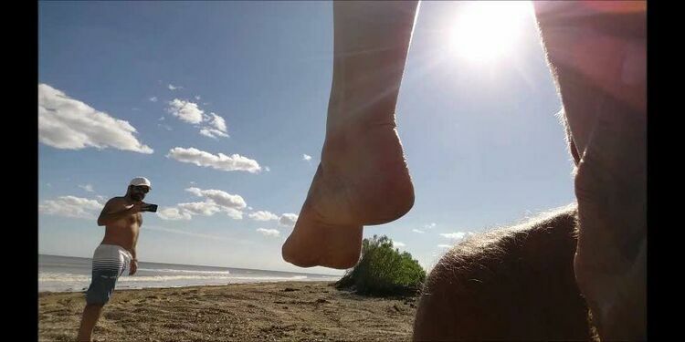 ManyVids presents TianaLive in Beach Day Older Man Blowjob [updated: 2023-04-02]