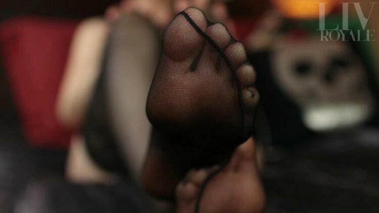 Edge for My Stocking Feet 1080p – Liv Royale [updated: 2023-04-05]