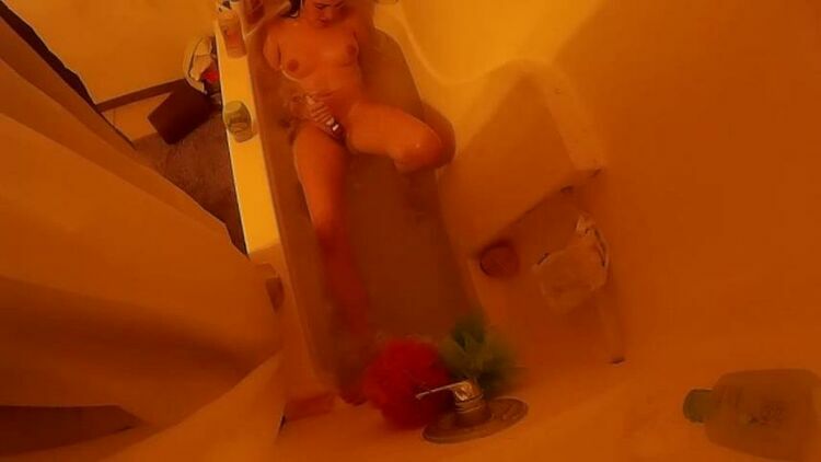 bath time – Annabelle Bestia [updated: 2023-04-10]