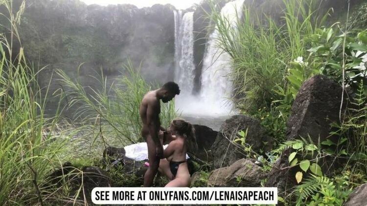 Hawaiian Waterfall sex w Lena Paul – Lena Paul & Troy Francisco [updated: 2023-04-12]