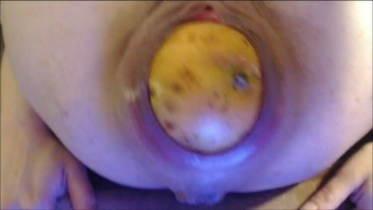 Huge Fruits For My Hungry Cunt – VixenxMoon [updated: 2023-04-15]