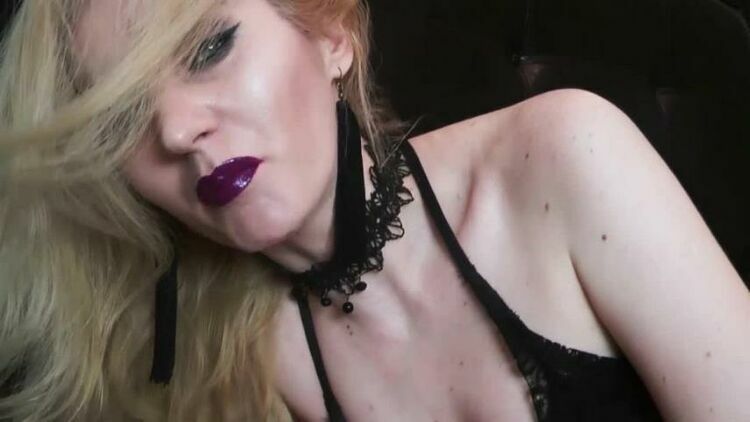 Goddess Celine - Eye Catcher Lips & Purple Balls [updated: 2023-05-23]