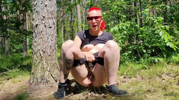 Sunny-Sin - UNBEMERKT VOLL ERWISCHT - GEILER OUTDOOR PUSS.ICH FLUTE DEN WALD [updated: 2023-07-10]