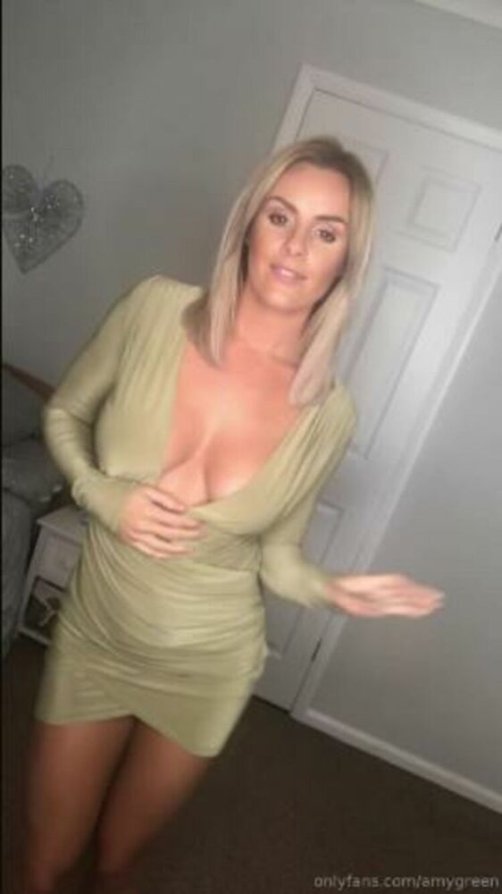 Amy Green () Amygreen - there is more to see message me 10-06-2019 [updated: 2023-07-27]