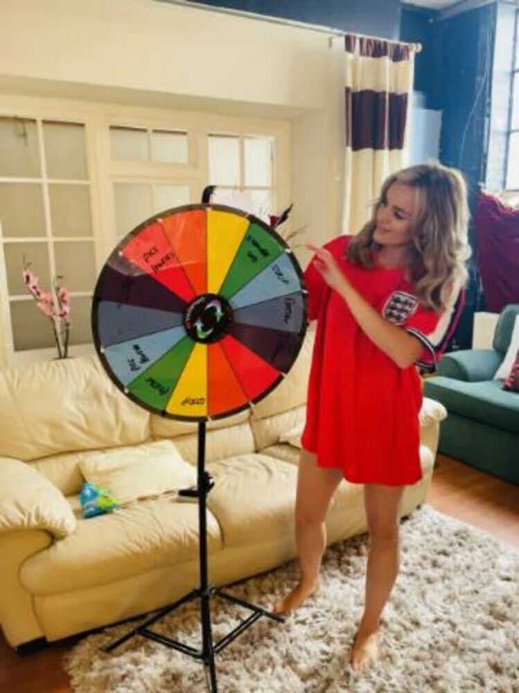 Amy Green () Amygreen - todays spin the wheel 05-07-2021 [updated: 2023-07-27]