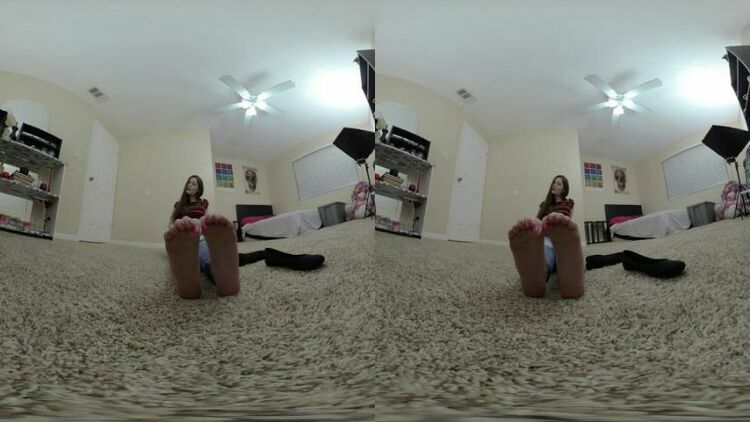 xxSmiley – Feet joi in VR [updated: 2023-08-01]