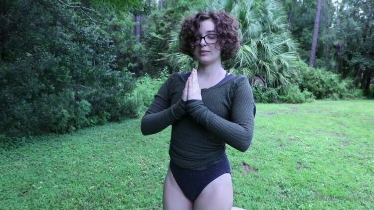 Onlyfans - Leana Lovings - leanalovingsToday I got to do some really nice yoga and I pretended to be a yoga instructor as I expl - 05-09-2020 [updated: 2023-08-02]