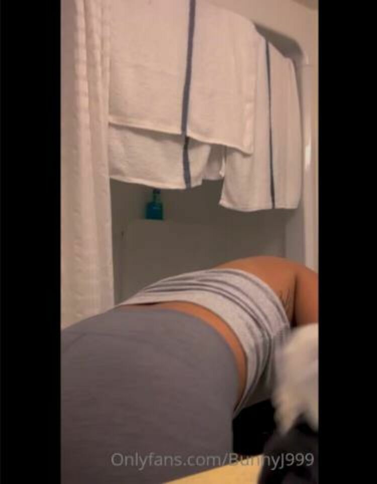 Onlyfans - BunnyJ - bunnyj999 - bunnyjJust a get ready with me vid blow drying my hair after I did my makeup and put my outfi - 10-08-2021 [updated: 2023-08-02]