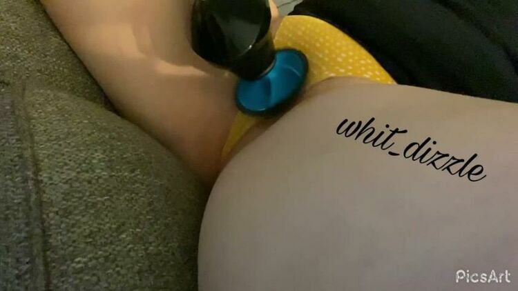 Onlyfans - whit dizzle - whitdizzleOn my lunch break trying to work this kink out of my neck still and wondered if this massa - 15-03-2021 [updated: 2023-08-03]