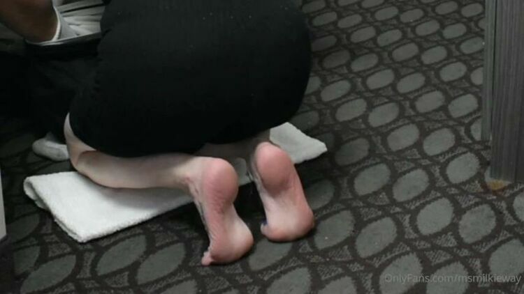 [footjob-porn.com] Onlyfans - MsMilkieWay_59_msmilkieway-27-05-2021-2119996628-Listen to the sound of my lips and tongue sucking on his big black cock @headtosoles Leak [updated: 2023-08-03]