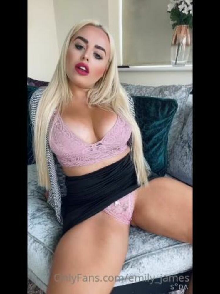 Onlyfans - emily james - emilyjamesMeeet and greet you new estate agent dont be shy say hi I want to show you somethi - 11-08-2021 [updated: 2023-08-08]