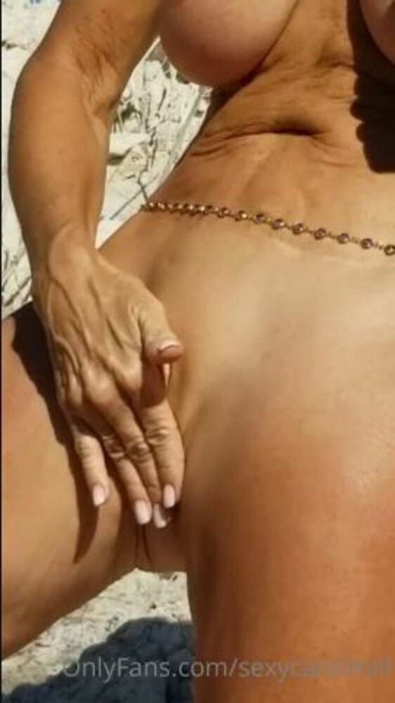 Sexy Carol Milf SexycarolmilfWatch me enjoying the great outdoors in the desert of Lake Mead Finger Fucking my horny - 13-07-2020 - Onlyfans [updated: 2023-08-09]