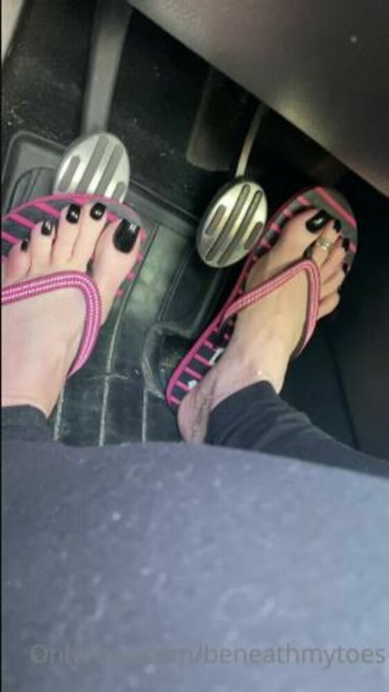 Onlyfans - Beneathmytoes - minutes I know I just did a driving clip but someone asked for it in flip flops - 03-05-2020 [updated: 2023-08-09]