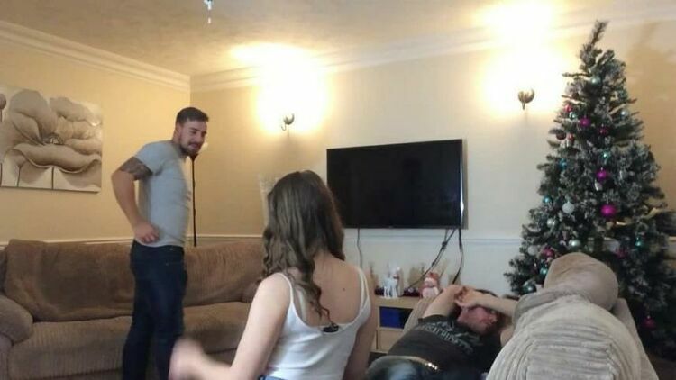 Brook Logan – Cheating On Gary Whilst He Naps 720p [updated: 2023-08-12]