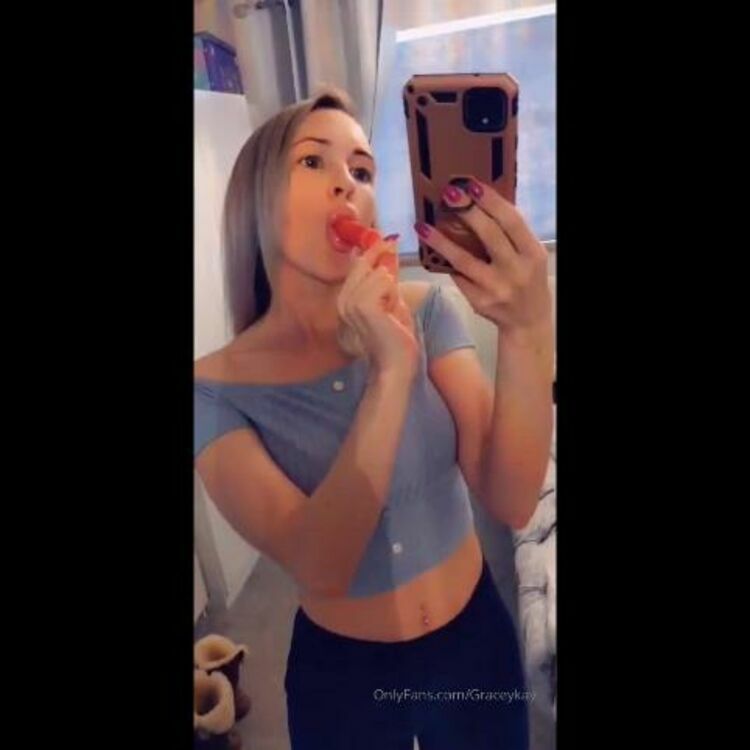 Onlyfans - Gracey kay - graceykaySo this is how I eat my lollies and I wonder why I get stared at - 25-02-2020 [updated: 2023-08-13]