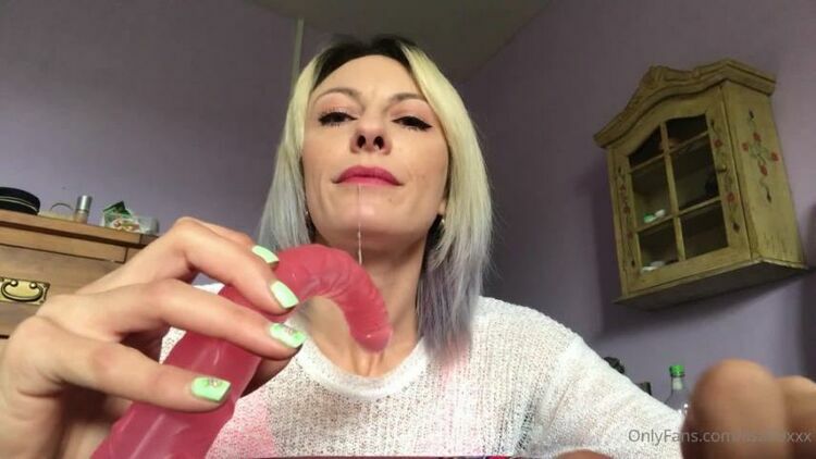 Onlyfans - Lisa69xxx - Deep throat dildo - 16-08-2021 [updated: 2023-08-23]