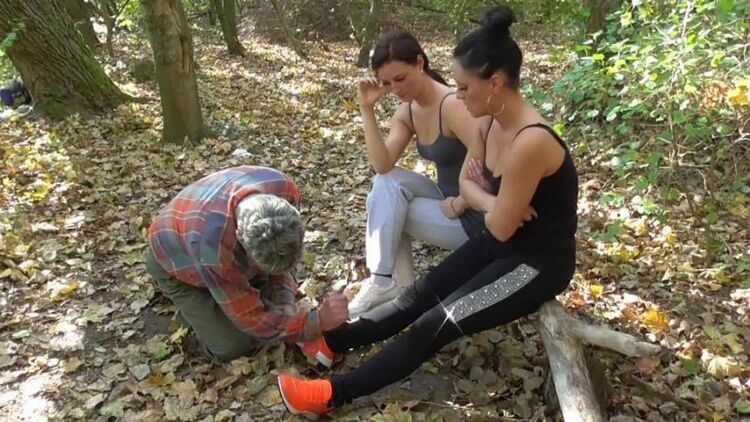 Footidiot In The Forest_[FreeFans.tv Best OnlyFans leaks] [updated: 2023-09-18]