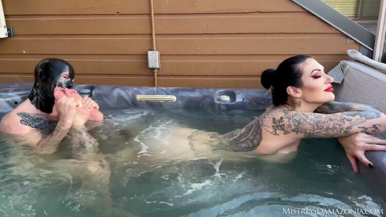 Mistress Damazonia - Foot Worship And Tease In The Hot Tub Just Dropped In Your DM [updated: 2023-09-29]