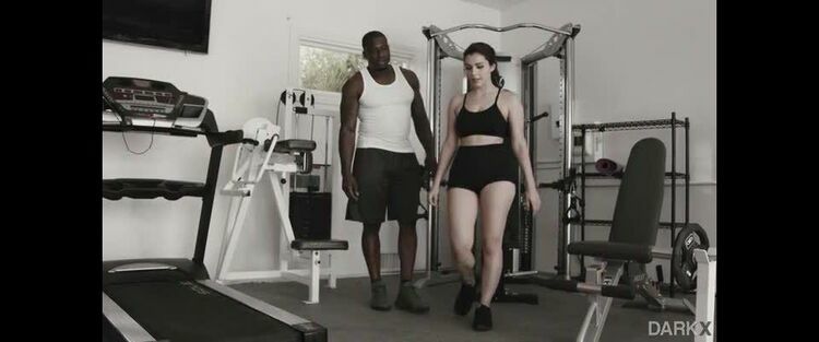 Valentina Nappi - My Personal Trainer [182.6 MB] [updated: 2023-09-29]