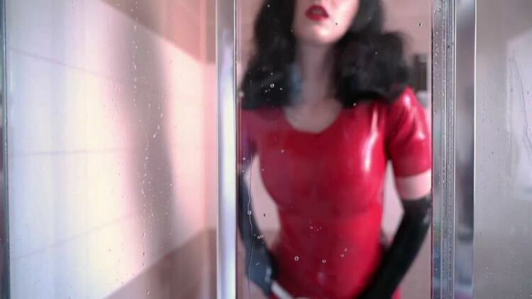 Miss Ellie Mouse – Wet Latex Is so Exciting [updated: 2023-10-31]