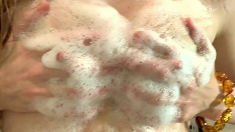 yummyfreshMILFmilk – Expressing Milky Soapy Long Nipples [updated: 2023-11-04]