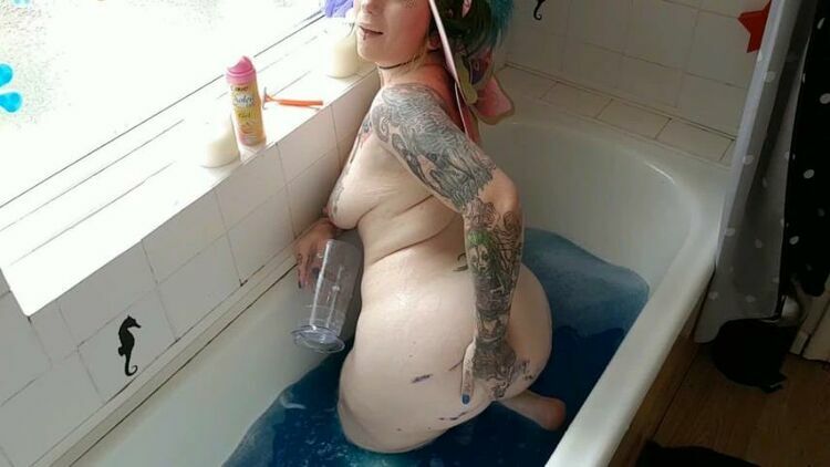 TattooedMilfyMama – Beautiful Agony Fairy Bath [updated: 2023-11-27]