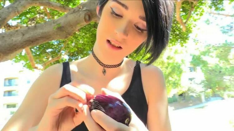 Preciosa anglosajona eggplant sy insertion in public [updated: 2023-11-28]