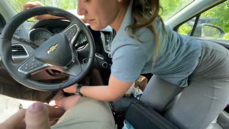 OnlyFans.2023.LLAdventures.Handjob.In.The.Car.XXX.720p.HEVC.x265.PRT [updated: 2023-12-19]