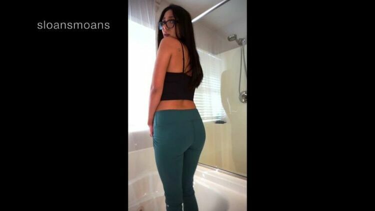 Sloansmoans – Peeing in My Yoga Pants [updated: 2023-12-23]