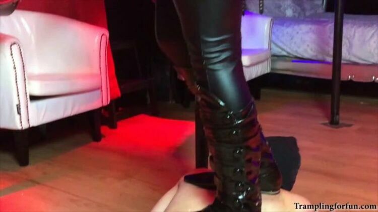 Trampling In Flat Boots [updated: 2023-12-27]