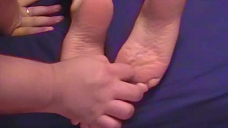 Mature Lena Has Ticklish Feet! [updated: 2024-01-09]