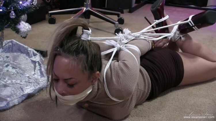 Asiana Starr: Perfect Little Christmas Package Part 2 – office bondage Bondage [updated: 2024-01-11]