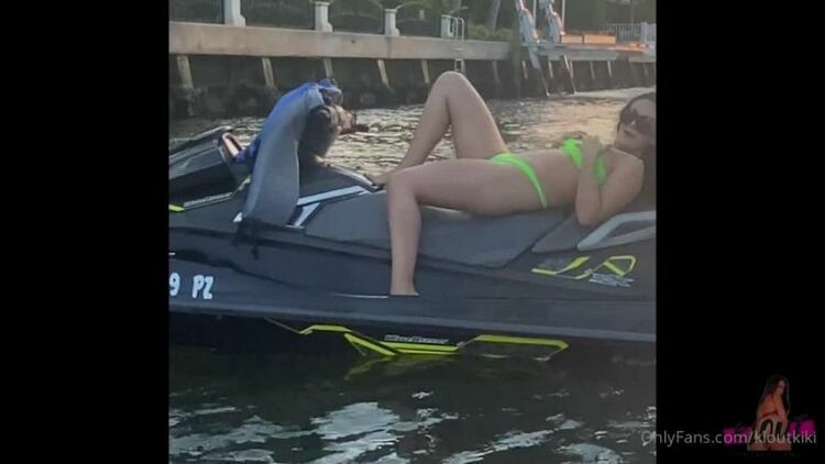 KiKi Klout - kloutkiki / Onlyfans Kloutkiki - jet ski sluts 18-05-2020 - Sluts [updated: 2024-01-17]