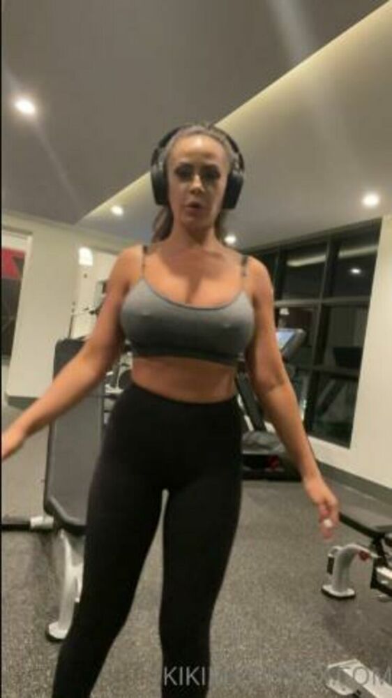 KiKi Klout - kloutkiki / Onlyfans Kloutkiki - come workout with me i need a personal trainer 18-01-2022 - Son [updated: 2024-01-18]