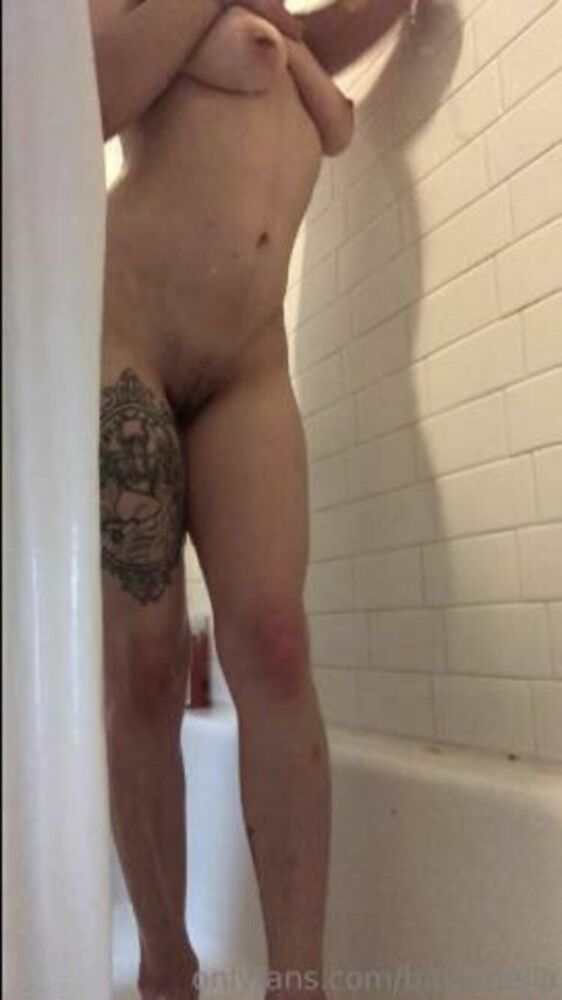 Bad Lil Bella / Onlyfans Badlilbella - i know we love shower vids 02-03-2019 - Shower [updated: 2024-01-19]