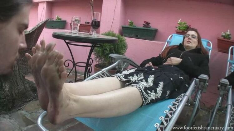 FOOT FETISH SANCTUARY — Goddess Eerica, Goddess Victoria — Scheduled Feet Cleaning [updated: 2024-01-19]